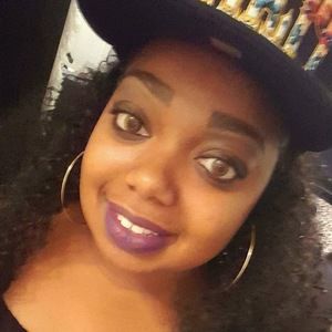 Meet your Posher, Latisha